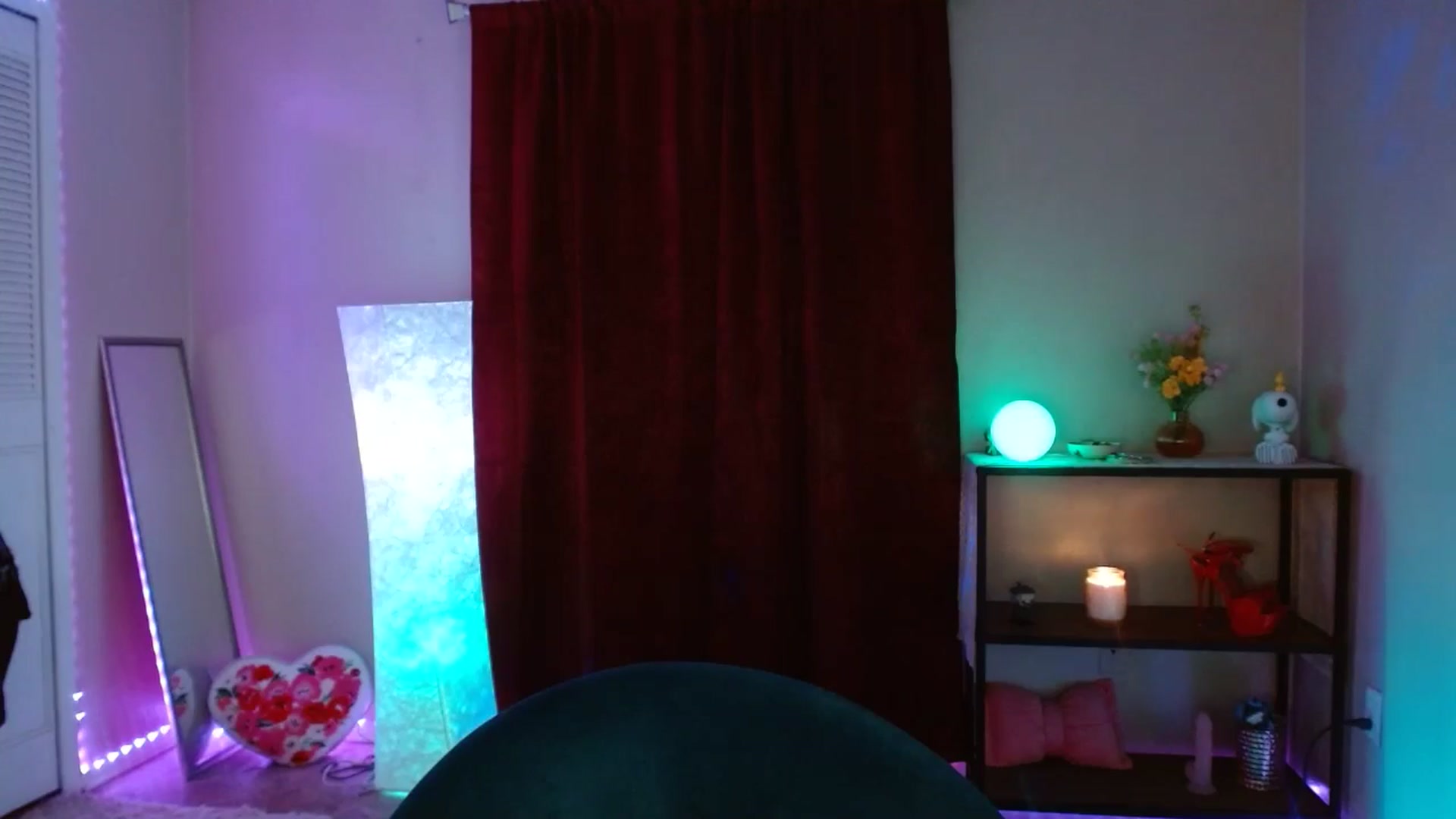 Gallery image thumbnail from DaniSlice's myfreecams stream on, 07/23/2025, 09:41 image 15 of 20