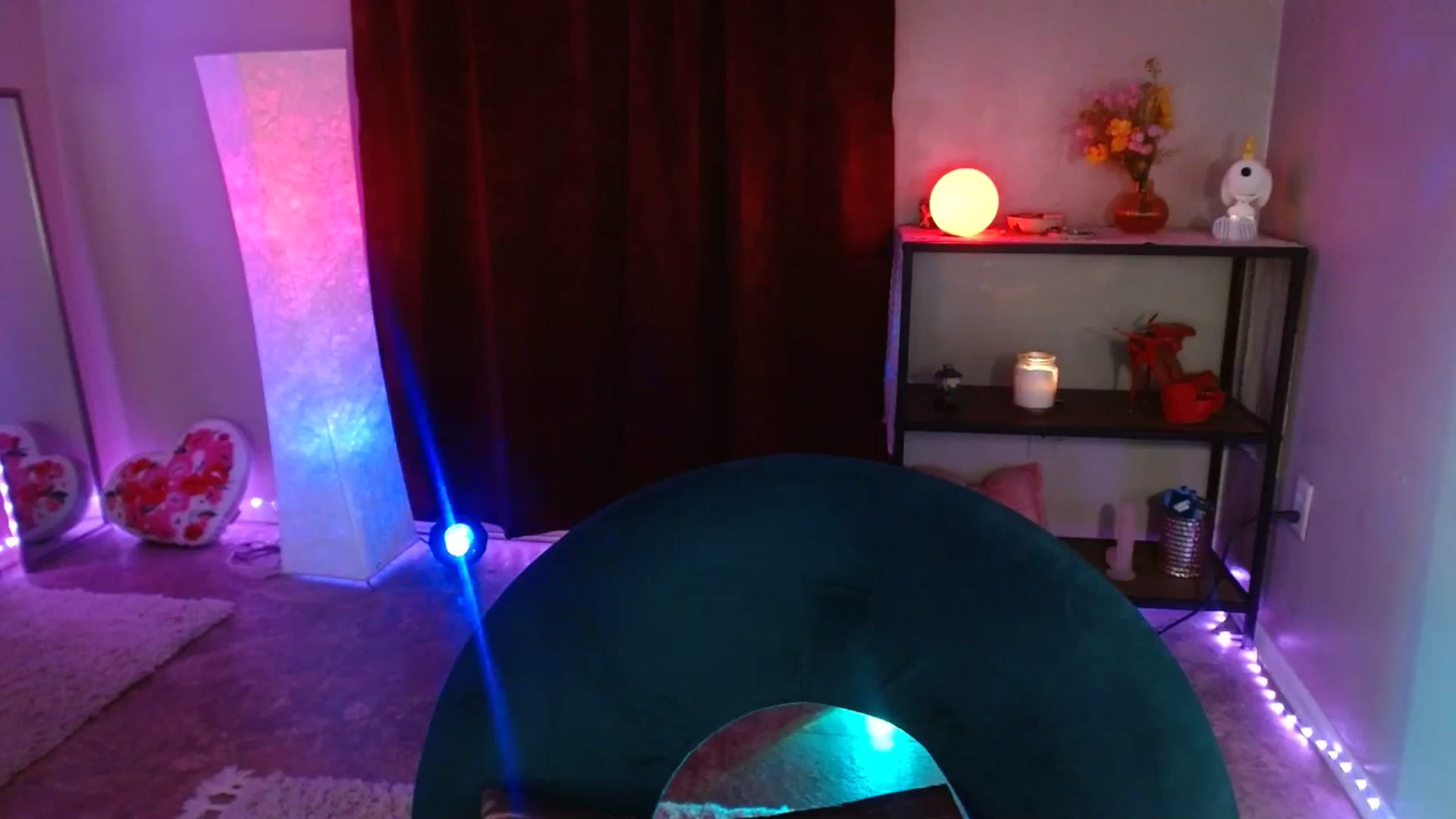 Gallery image thumbnail from DaniSlice's myfreecams stream on, 07/31/2025, 08:24 image 18 of 20