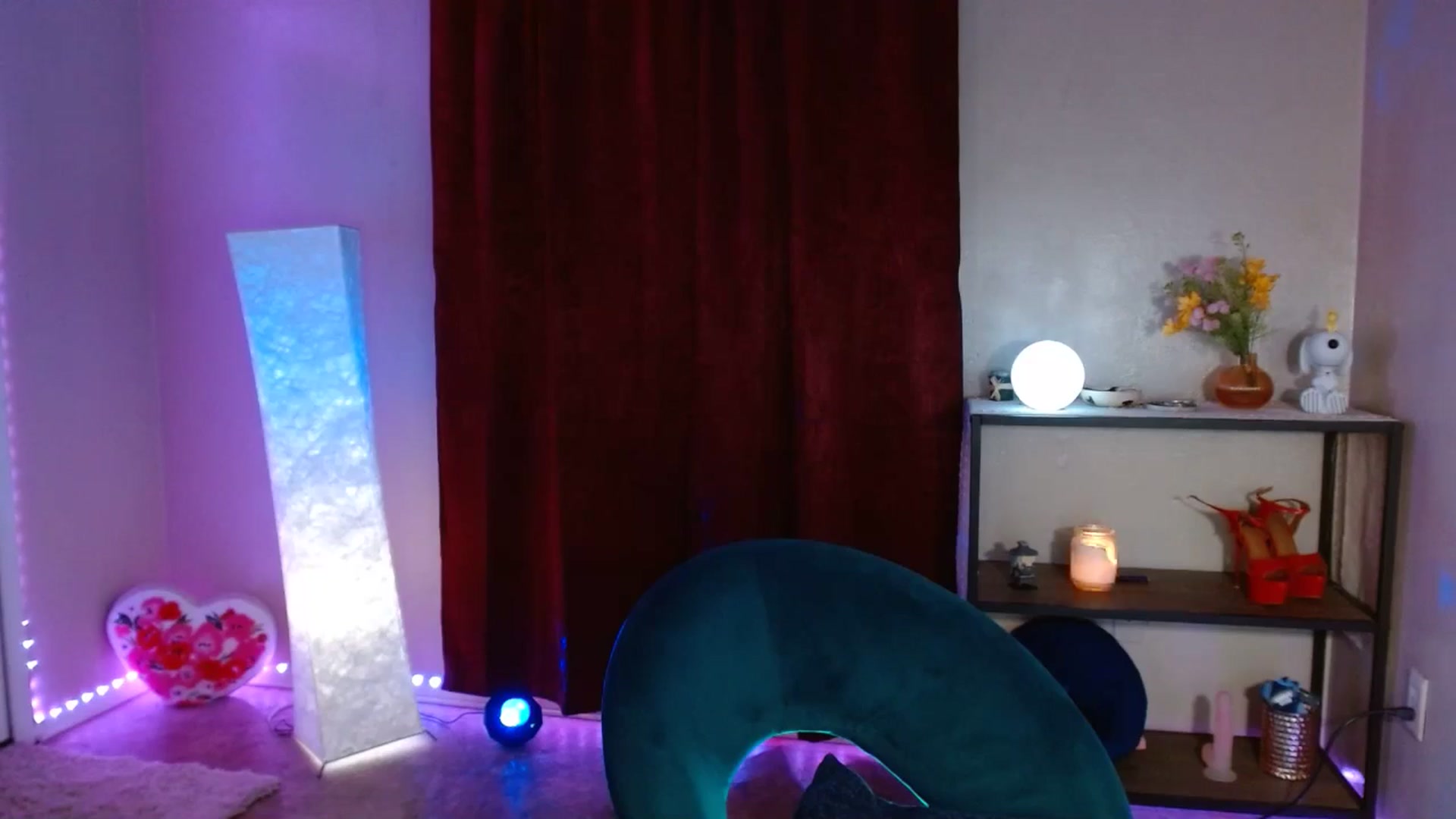 Gallery image thumbnail from DaniSlice's myfreecams stream on, 08/16/2025, 11:39 image 19 of 20