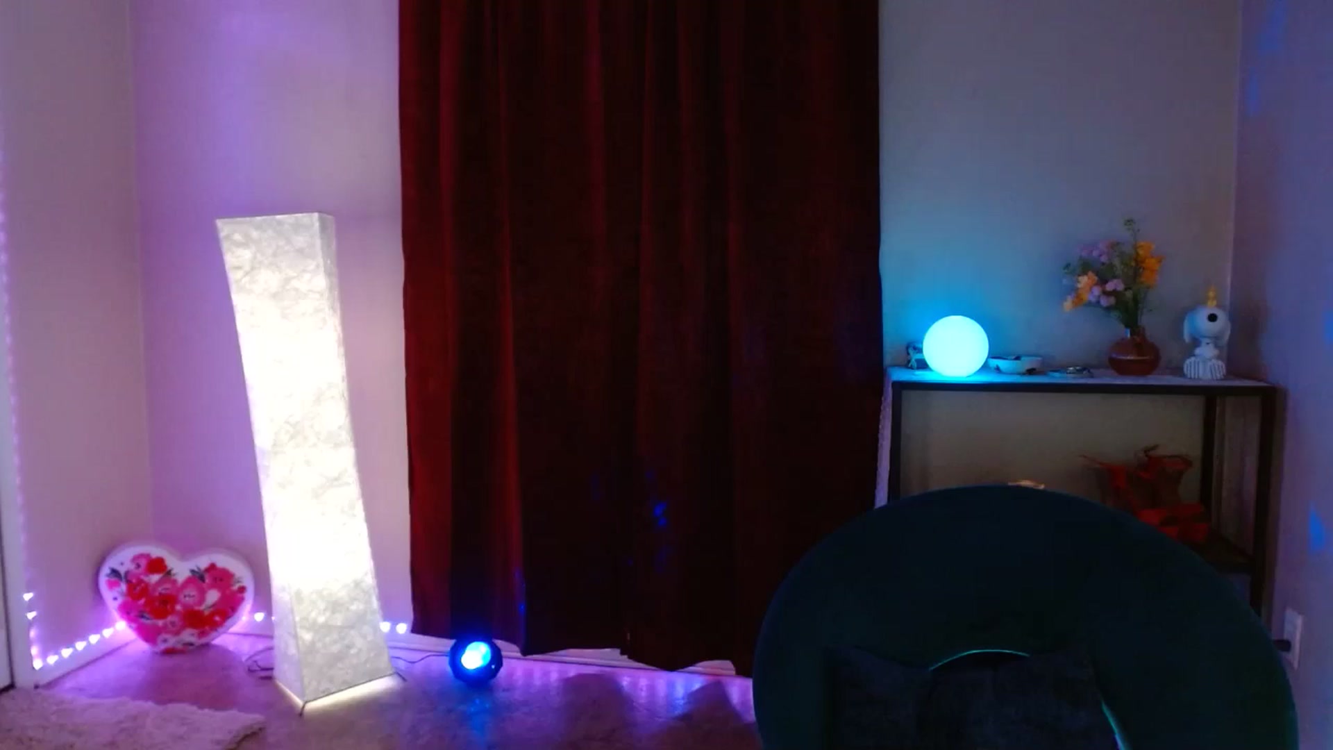 Gallery image thumbnail from DaniSlice's myfreecams stream on, 08/17/2025, 11:18 image 3 of 20