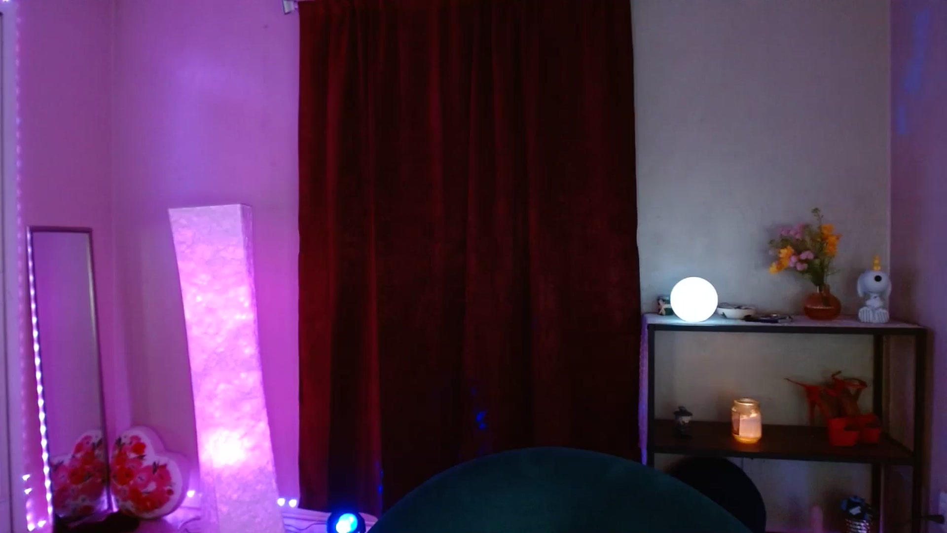 Gallery image thumbnail from DaniSlice's myfreecams stream on, 08/21/2025, 01:22 image 16 of 20
