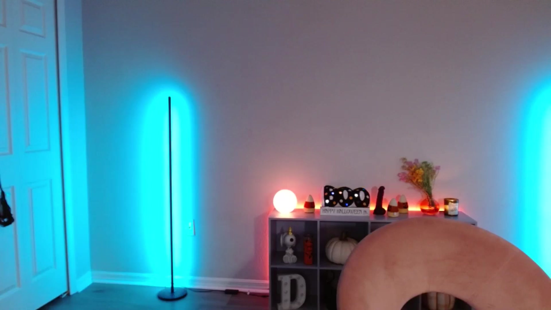 Gallery image thumbnail from DaniSlice's myfreecams stream on, 10/04/2025, 09:42 image 17 of 20