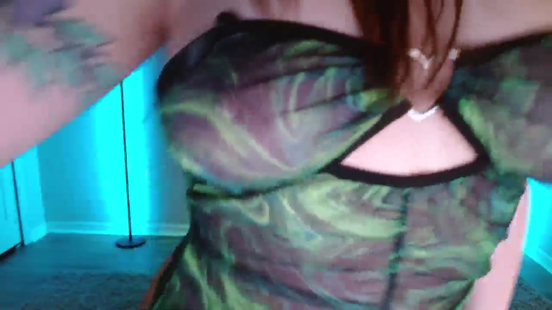 Gallery image thumbnail from DaniSlice's myfreecams stream on, 10/06/2025, 11:13 image 12 of 20