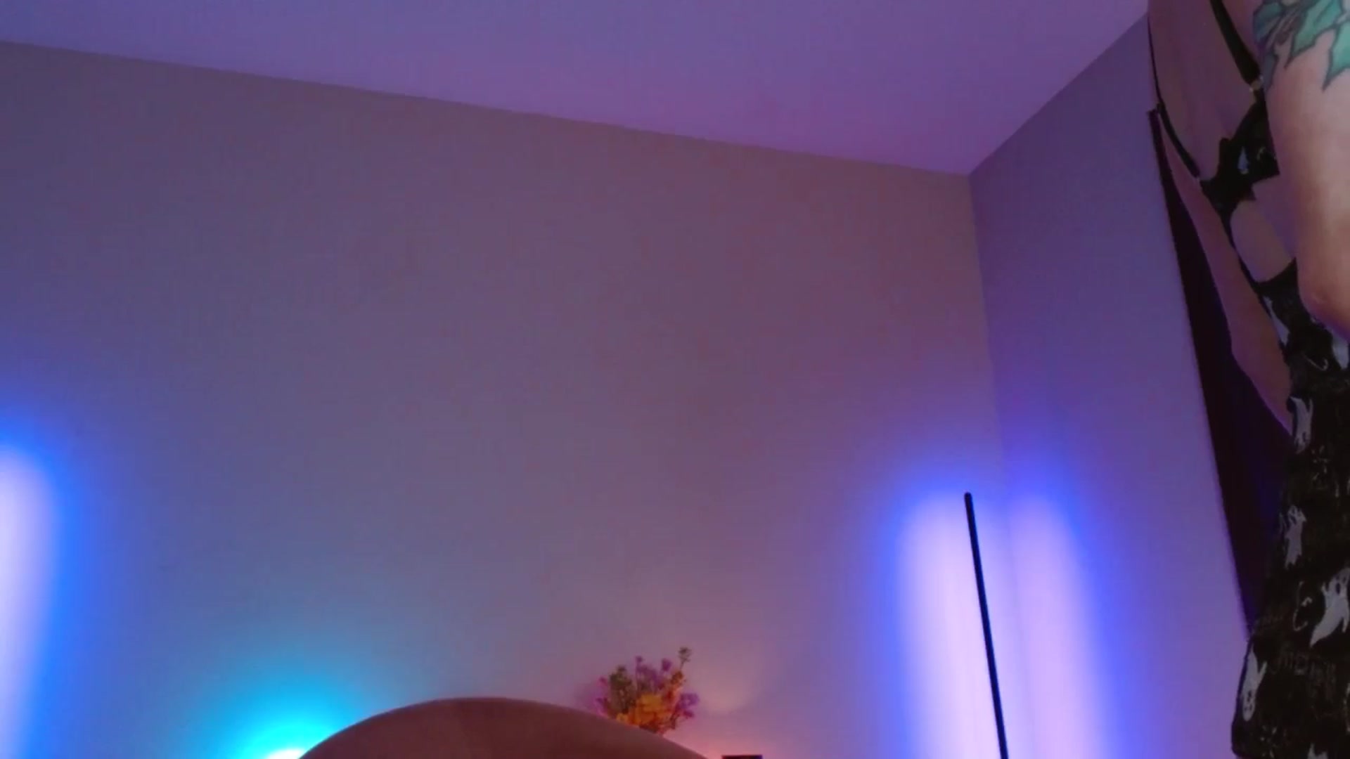 Gallery image thumbnail from DaniSlice's myfreecams stream on, 10/29/2025, 11:50 image 2 of 20