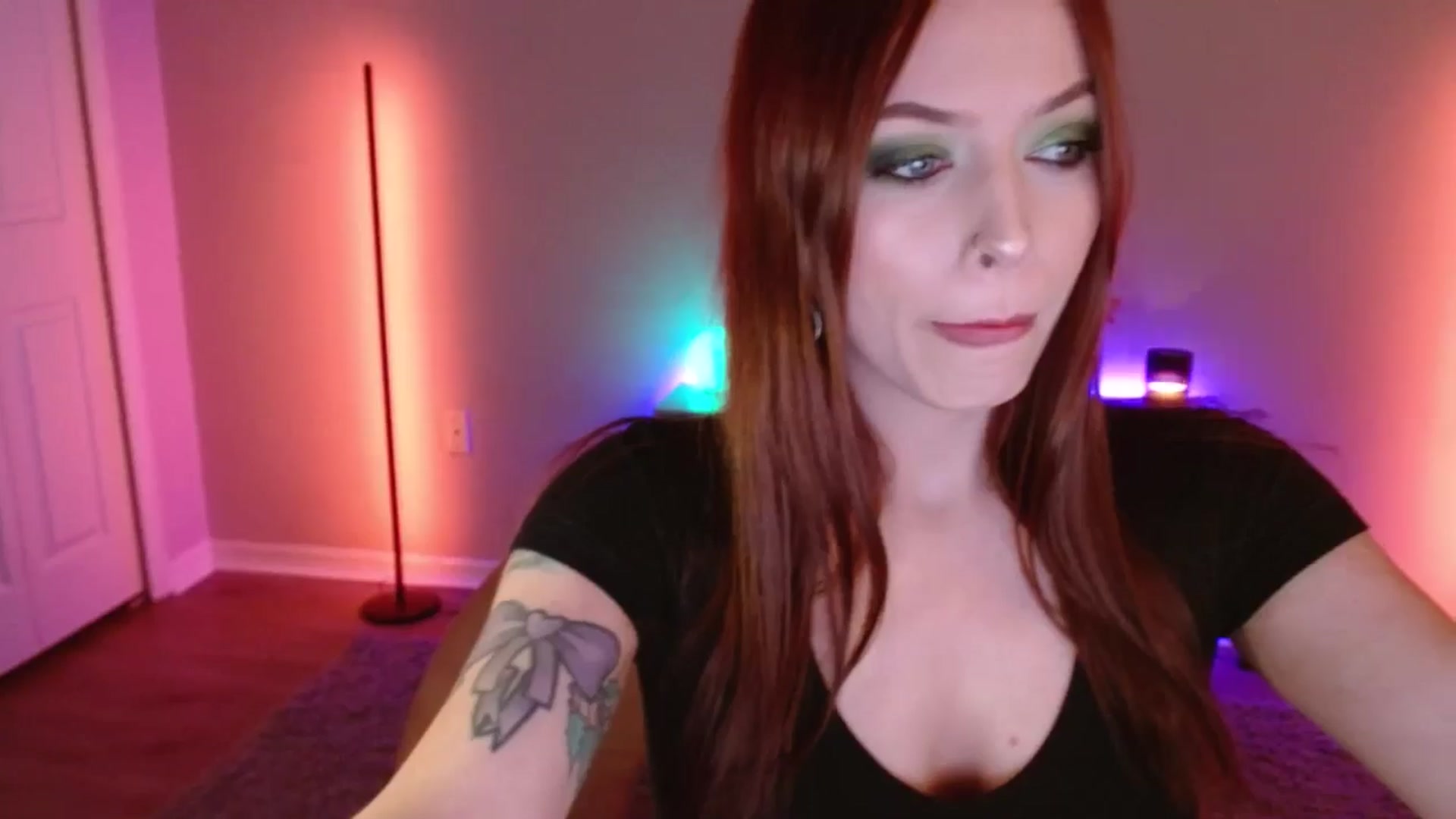 Gallery image thumbnail from DaniSlice's myfreecams stream on, 10/31/2025, 07:33 image 4 of 20