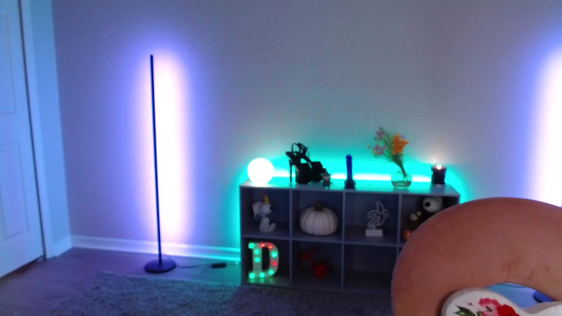 Gallery image thumbnail from DaniSlice's myfreecams stream on, 11/19/2025, 21:30 image 16 of 20