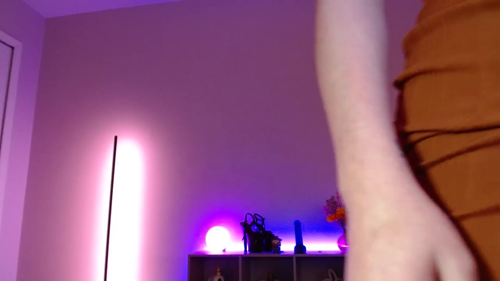 Gallery image thumbnail from DaniSlice's myfreecams stream on, 11/29/2025, 09:05 image 4 of 20