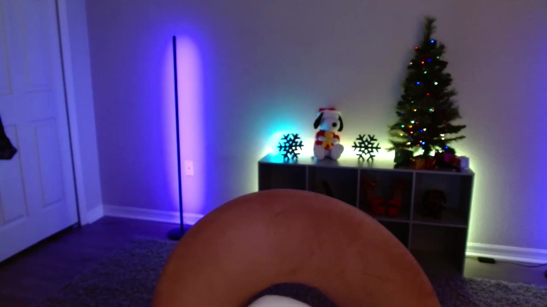 Gallery image thumbnail from DaniSlice's myfreecams stream on, 12/22/2025, 09:01 image 3 of 20