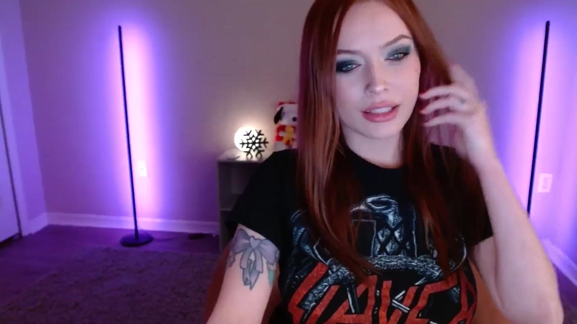 Gallery image thumbnail from DaniSlice's myfreecams stream on, 12/27/2025, 07:16 image 20 of 20