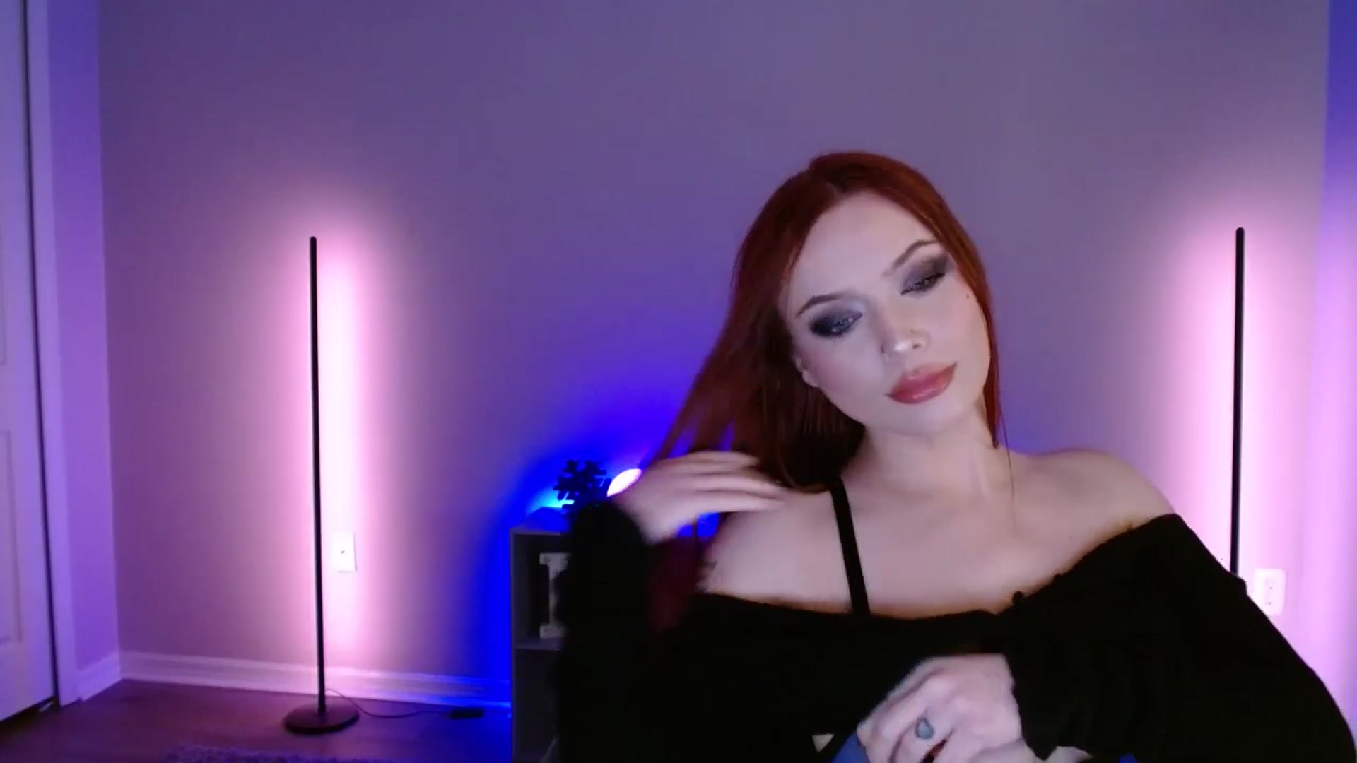 Gallery image thumbnail from DaniSlice's myfreecams stream on, 01/18/2026, 10:19 image 9 of 20