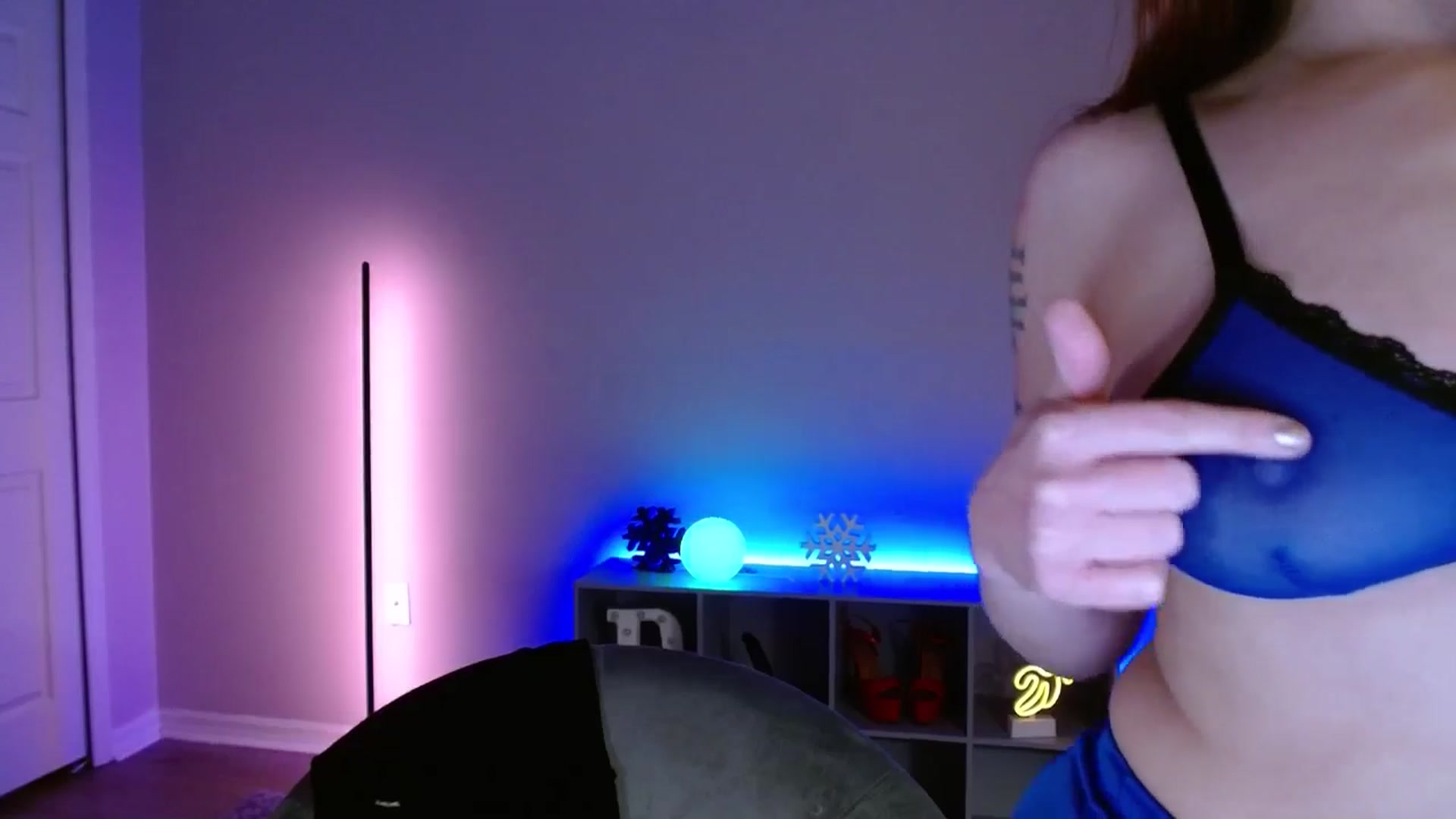 Gallery image thumbnail from DaniSlice's myfreecams stream on, 01/18/2026, 10:19 image 19 of 20