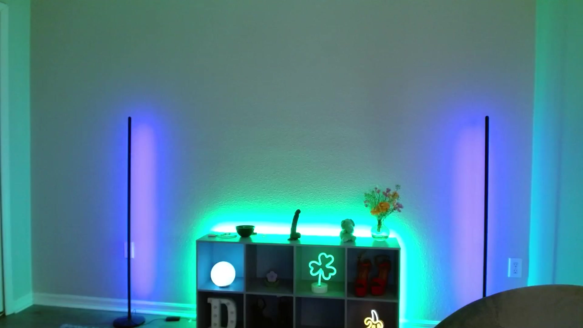 Gallery image thumbnail from DaniSlice's myfreecams stream on, 03/17/2026, 07:15 image 13 of 20