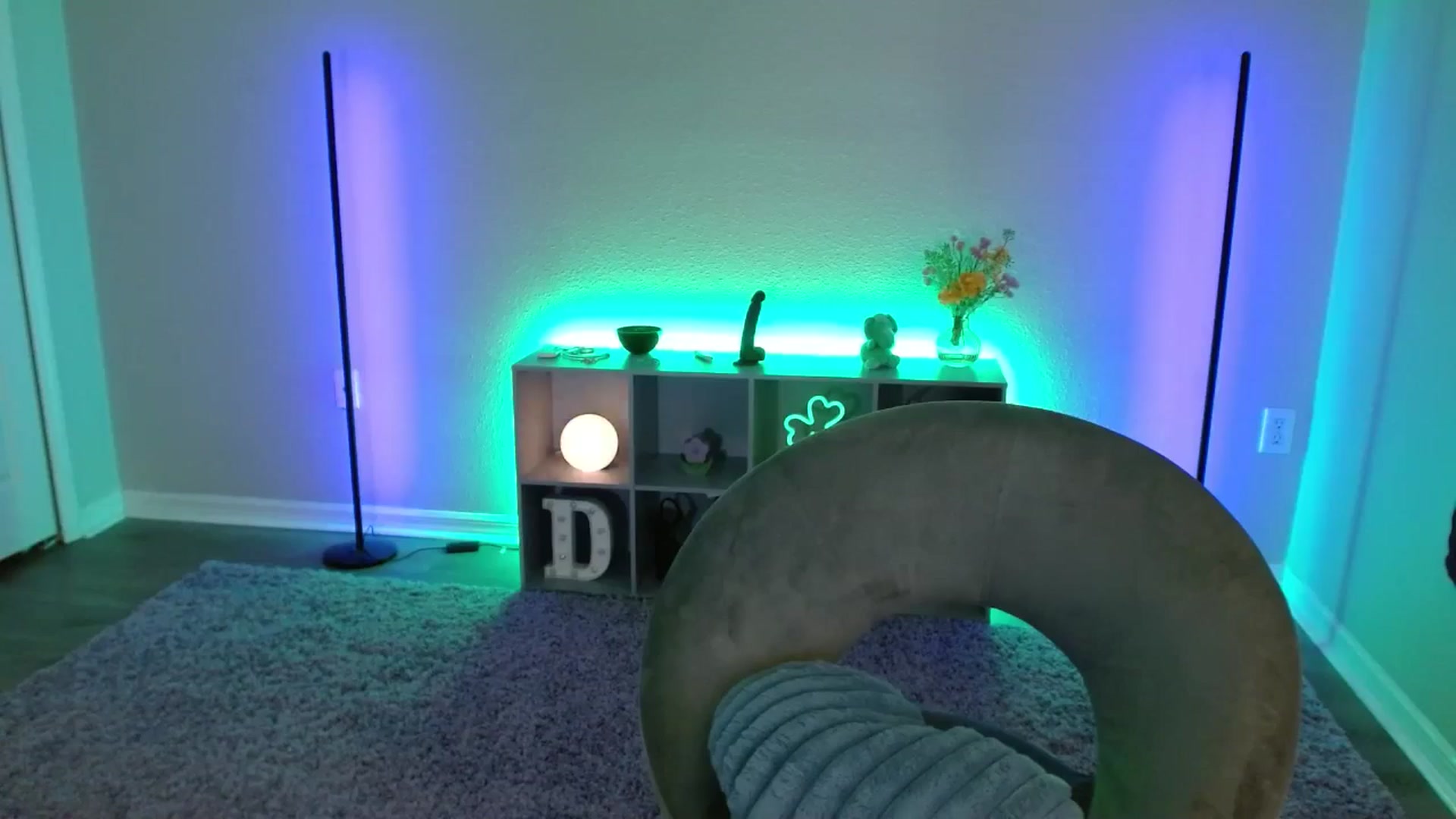 Gallery image thumbnail from DaniSlice's myfreecams stream on, 03/18/2026, 09:23 image 19 of 20