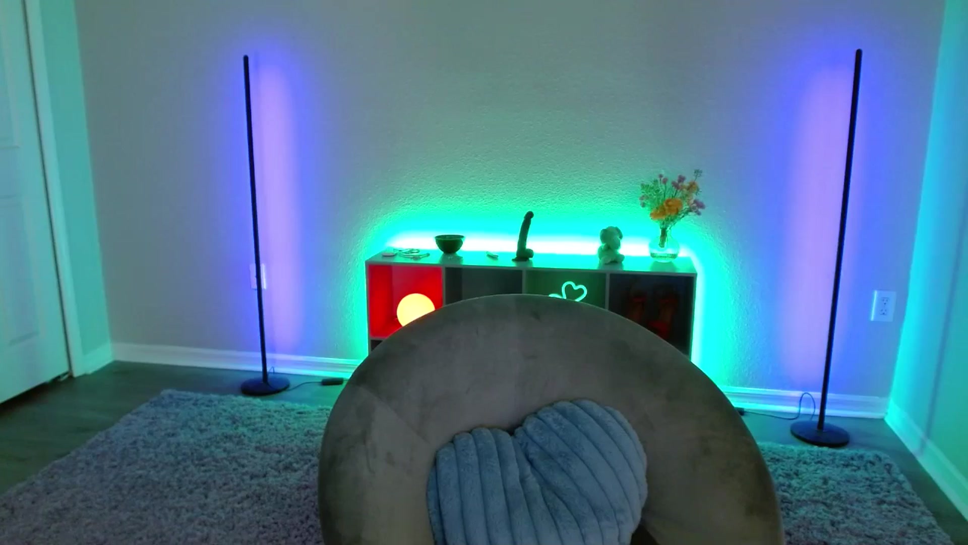 Gallery image thumbnail from DaniSlice's myfreecams stream on, 03/18/2026, 09:23 image 12 of 20