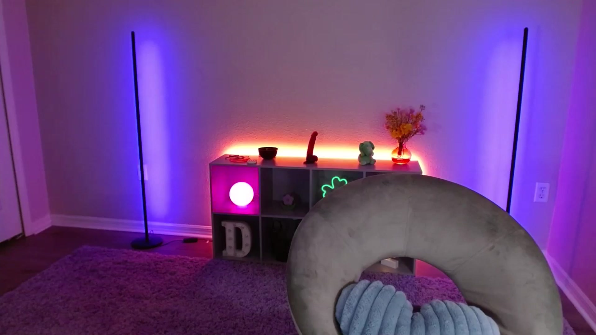 Gallery image thumbnail from DaniSlice's myfreecams stream on, 03/25/2026, 09:03 image 16 of 20