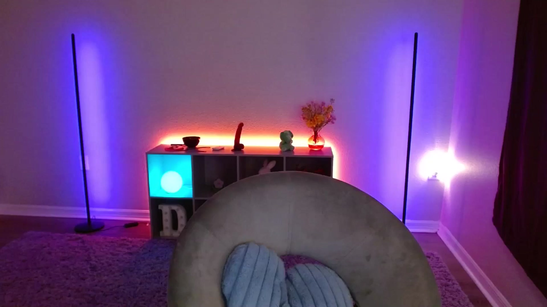 Gallery image thumbnail from DaniSlice's myfreecams stream on, 04/02/2026, 04:17 image 4 of 20