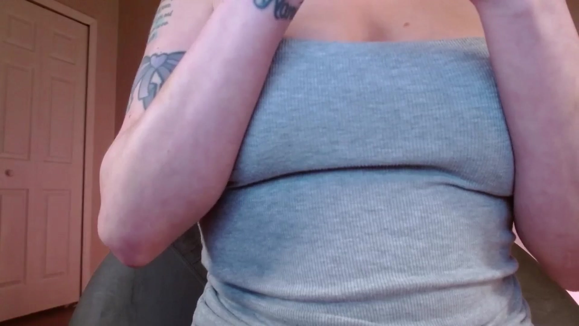Gallery image thumbnail from DaniSlice's myfreecams stream on, 04/10/2026, 08:25 image 11 of 20