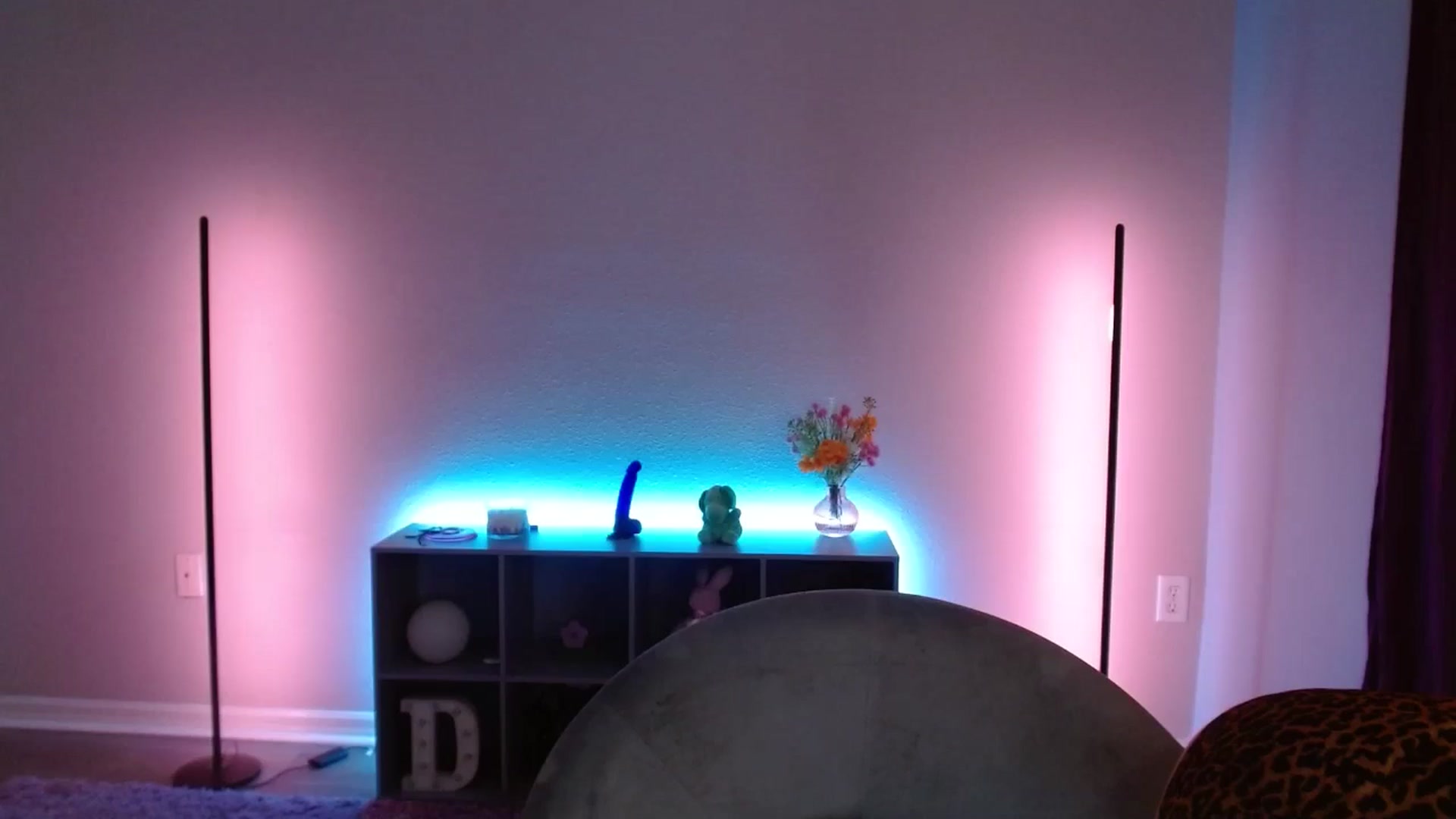 Gallery image thumbnail from DaniSlice's myfreecams stream on, 04/18/2026, 09:30 image 13 of 20