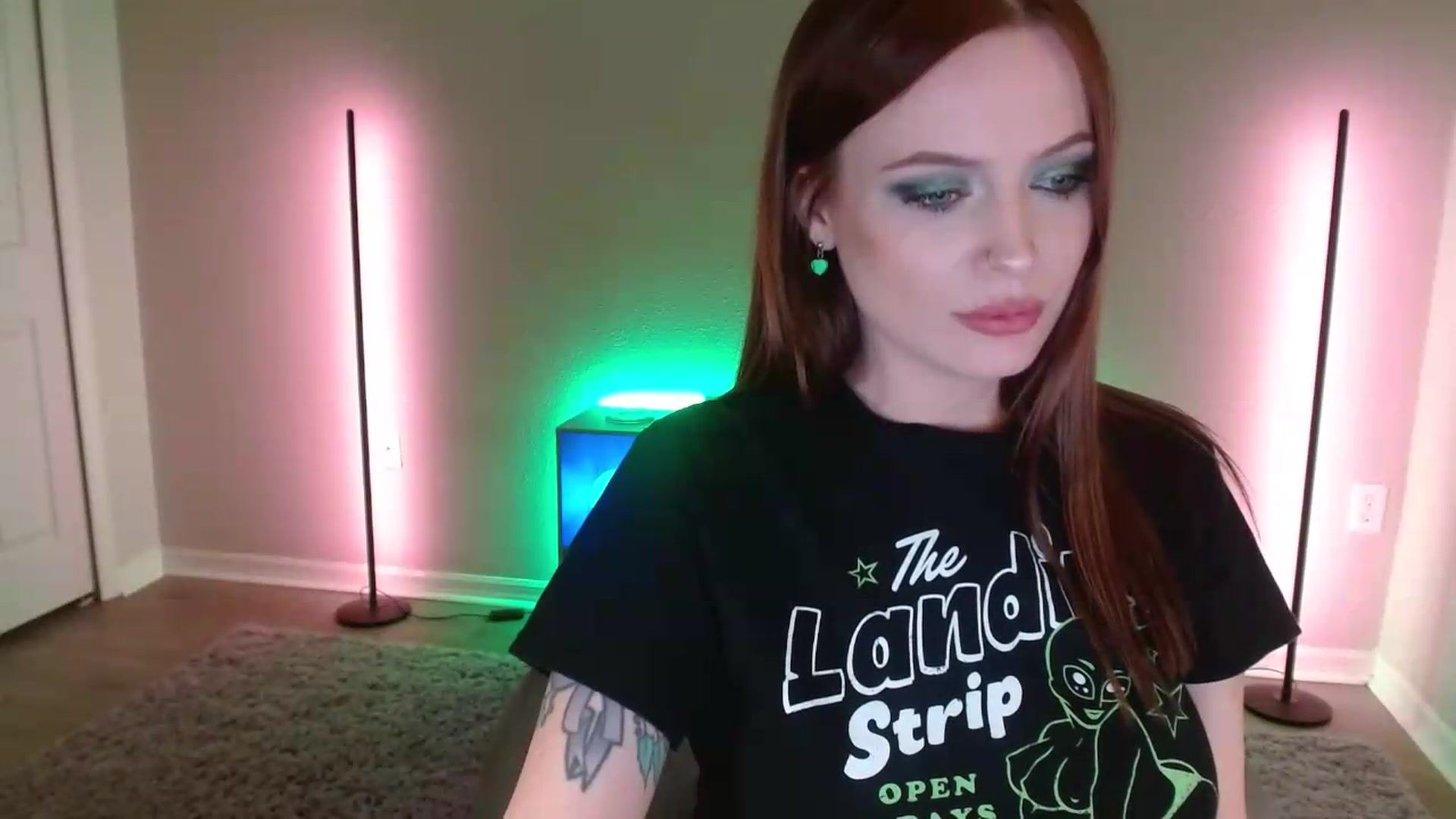 Gallery image thumbnail from DaniSlice's myfreecams stream on, 05/17/2026, 08:32 image 9 of 20