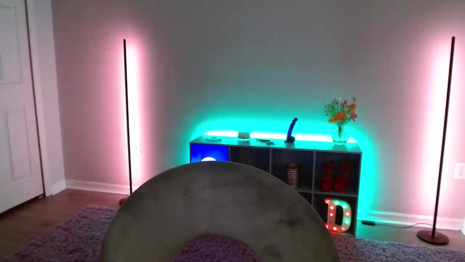 Gallery image thumbnail from DaniSlice's myfreecams stream on, 05/20/2026, 08:33 image 18 of 20