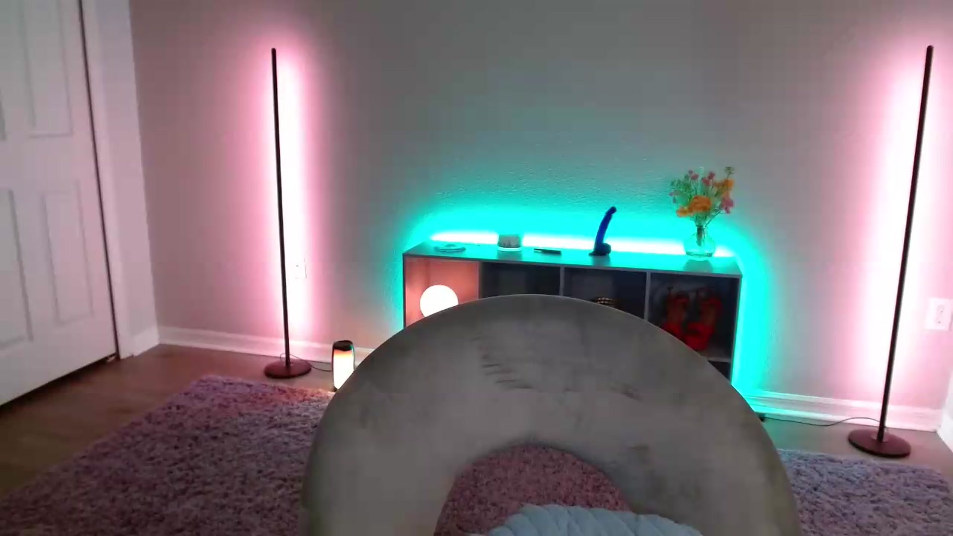 Gallery image thumbnail from DaniSlice's myfreecams stream on, 05/23/2026, 06:11 image 19 of 20