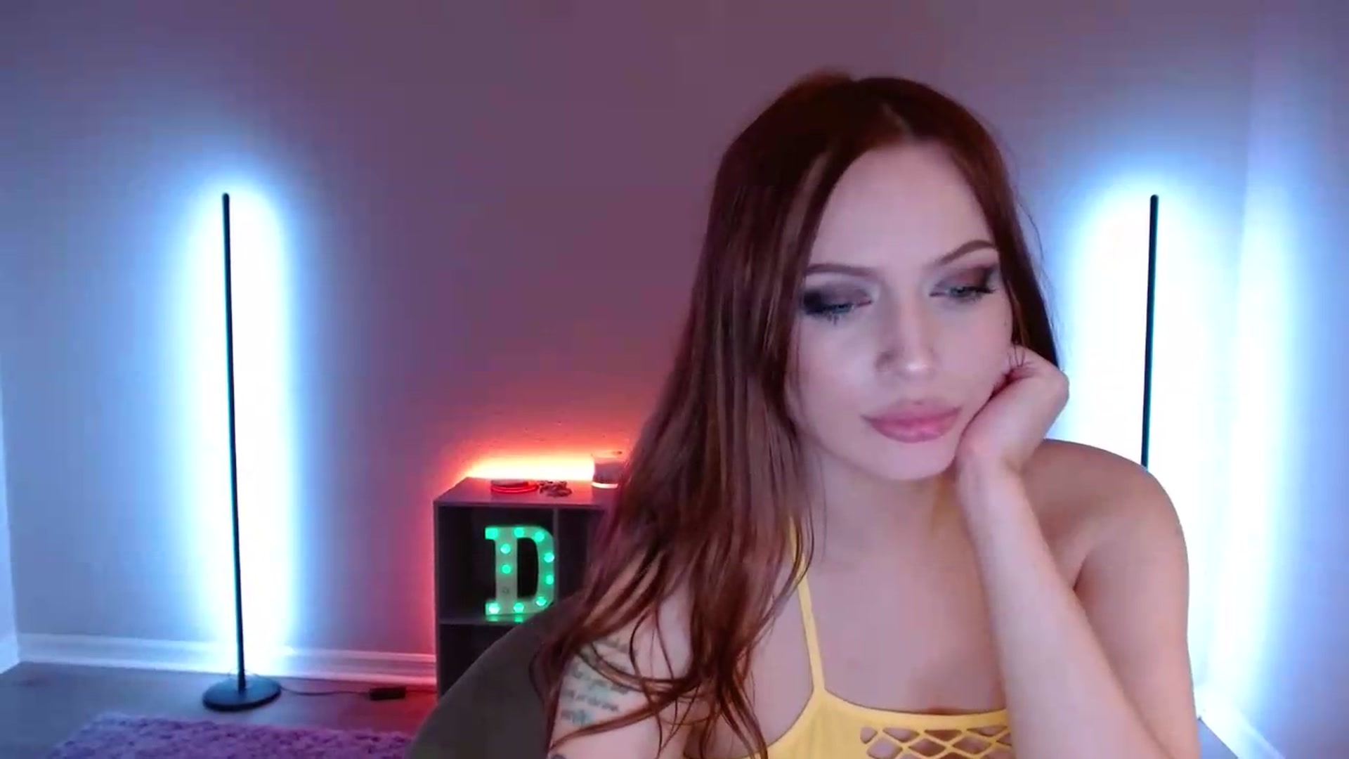Gallery image thumbnail from DaniSlice's myfreecams stream on, 06/04/2026, 09:23 image 16 of 20