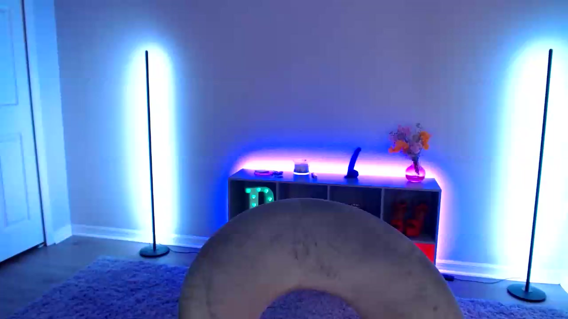 Gallery image thumbnail from DaniSlice's myfreecams stream on, 06/05/2026, 06:41 image 9 of 20