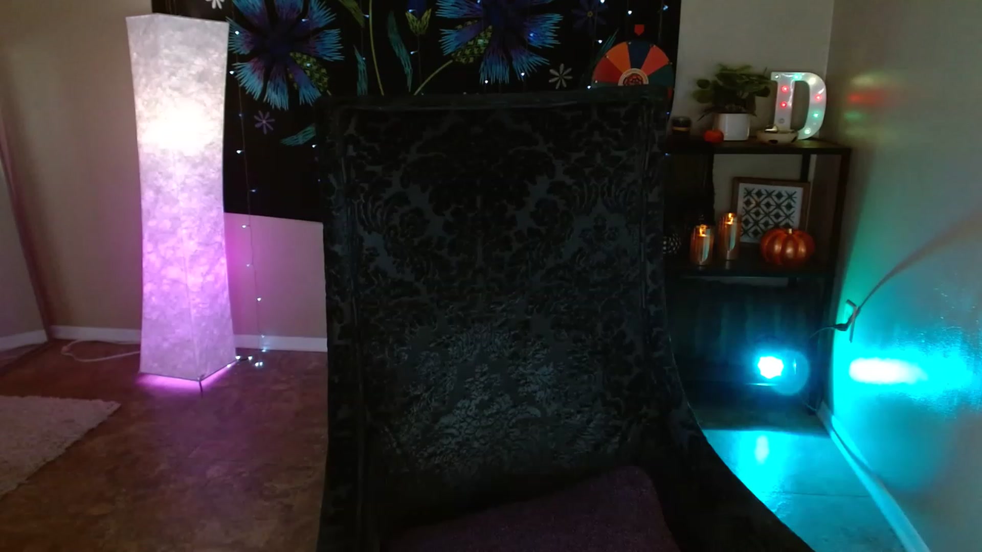 Gallery image thumbnail from DaniSpice's myfreecams stream on, 11/19/2022, 24:07 image 20 of 20