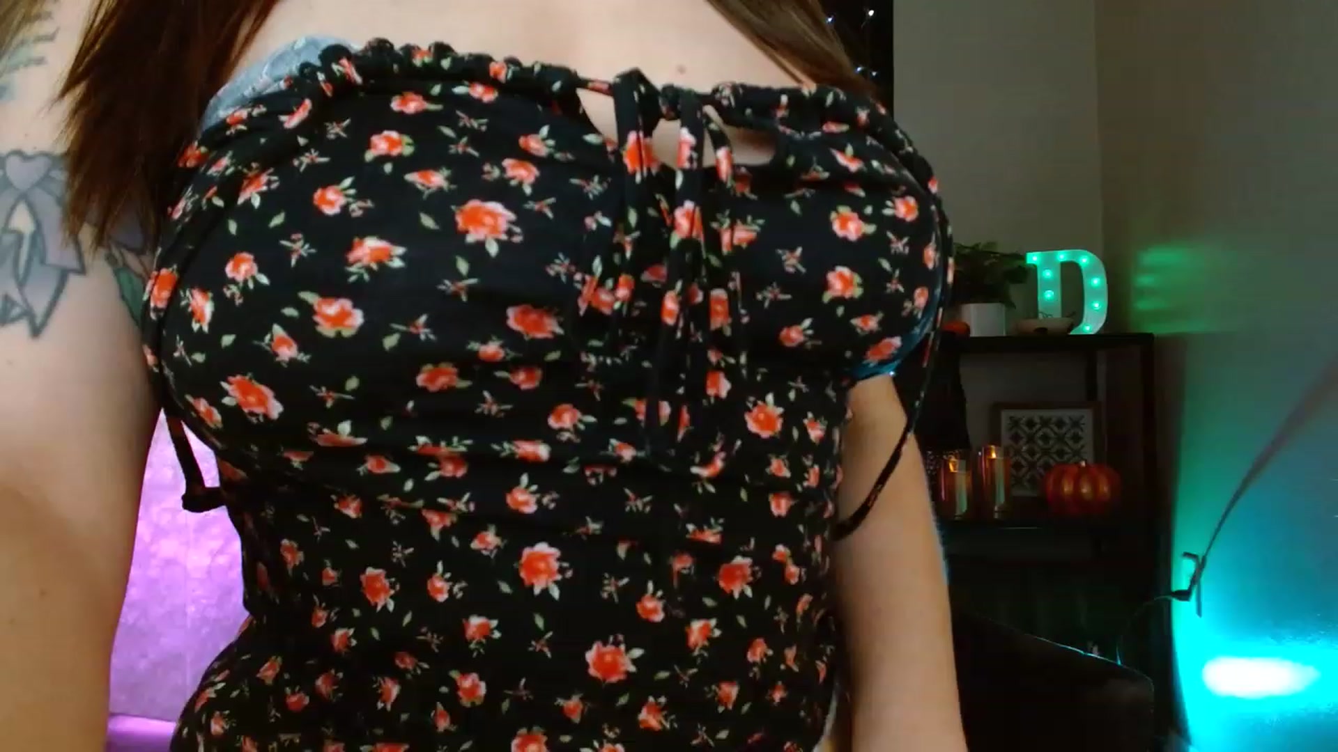 Gallery image thumbnail from DaniSpice's myfreecams stream on, 11/19/2022, 01:02 image 2 of 20