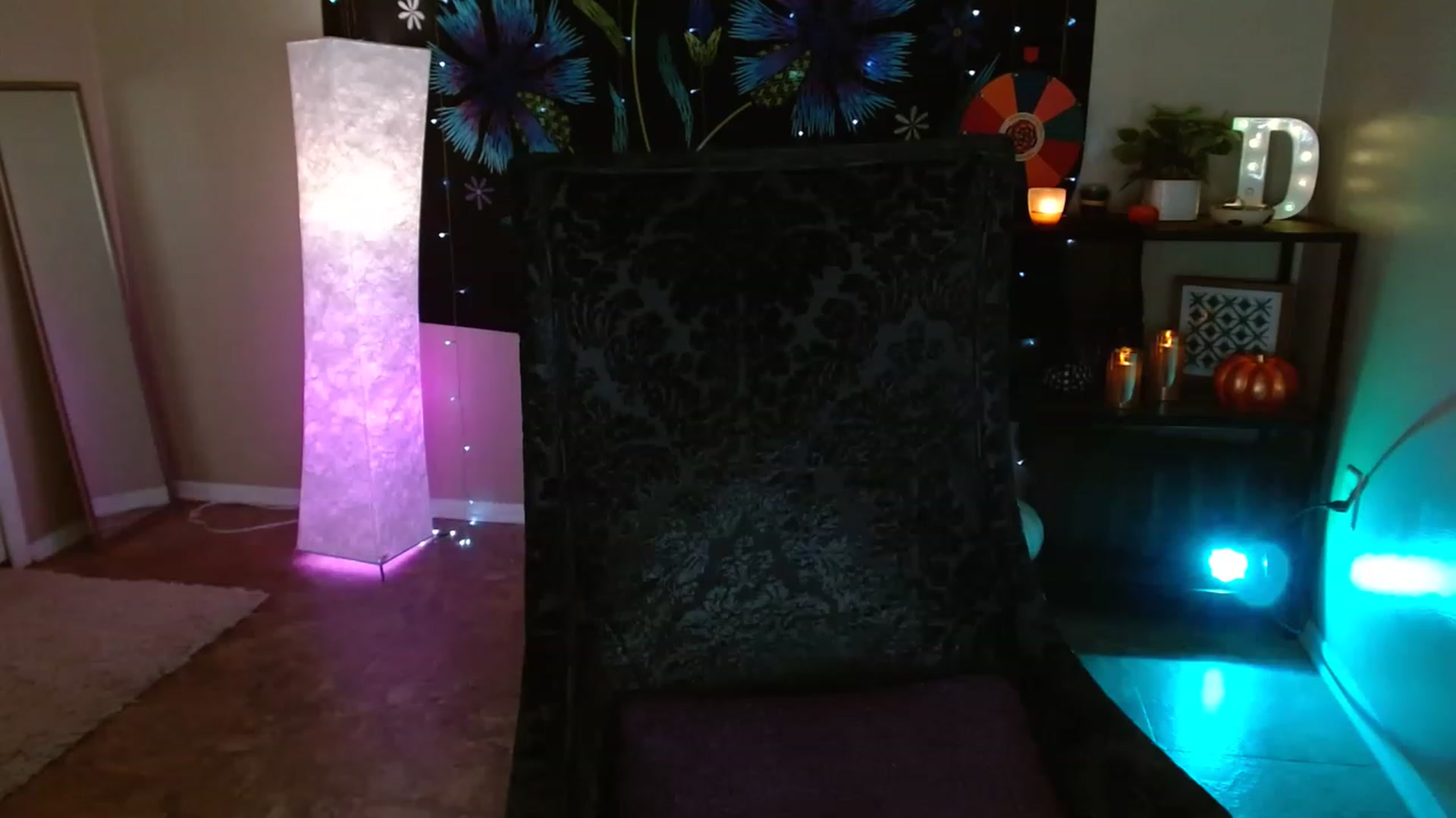 Gallery image thumbnail from DaniSpice's myfreecams stream on, 11/19/2022, 01:02 image 3 of 20