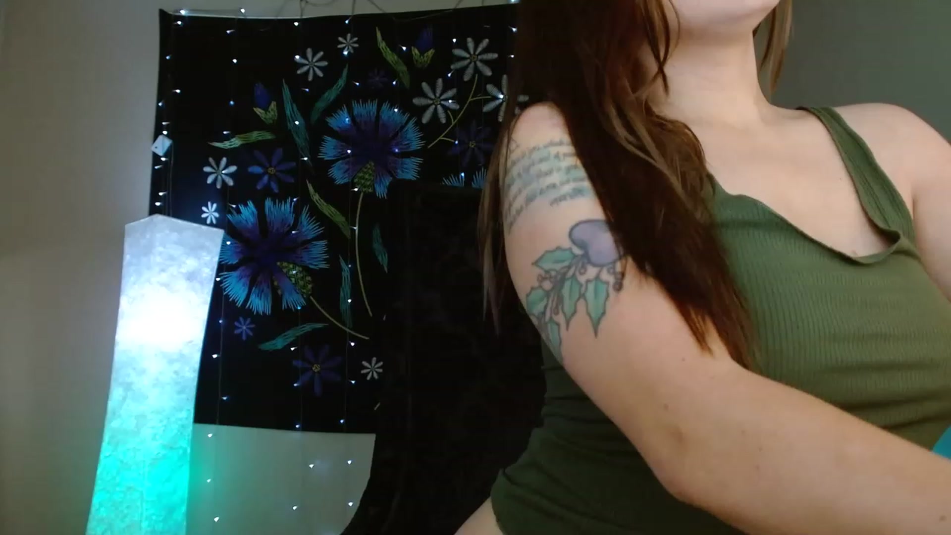 Gallery image thumbnail from DaniSpice's myfreecams stream on, 11/20/2022, 24:37 image 13 of 20