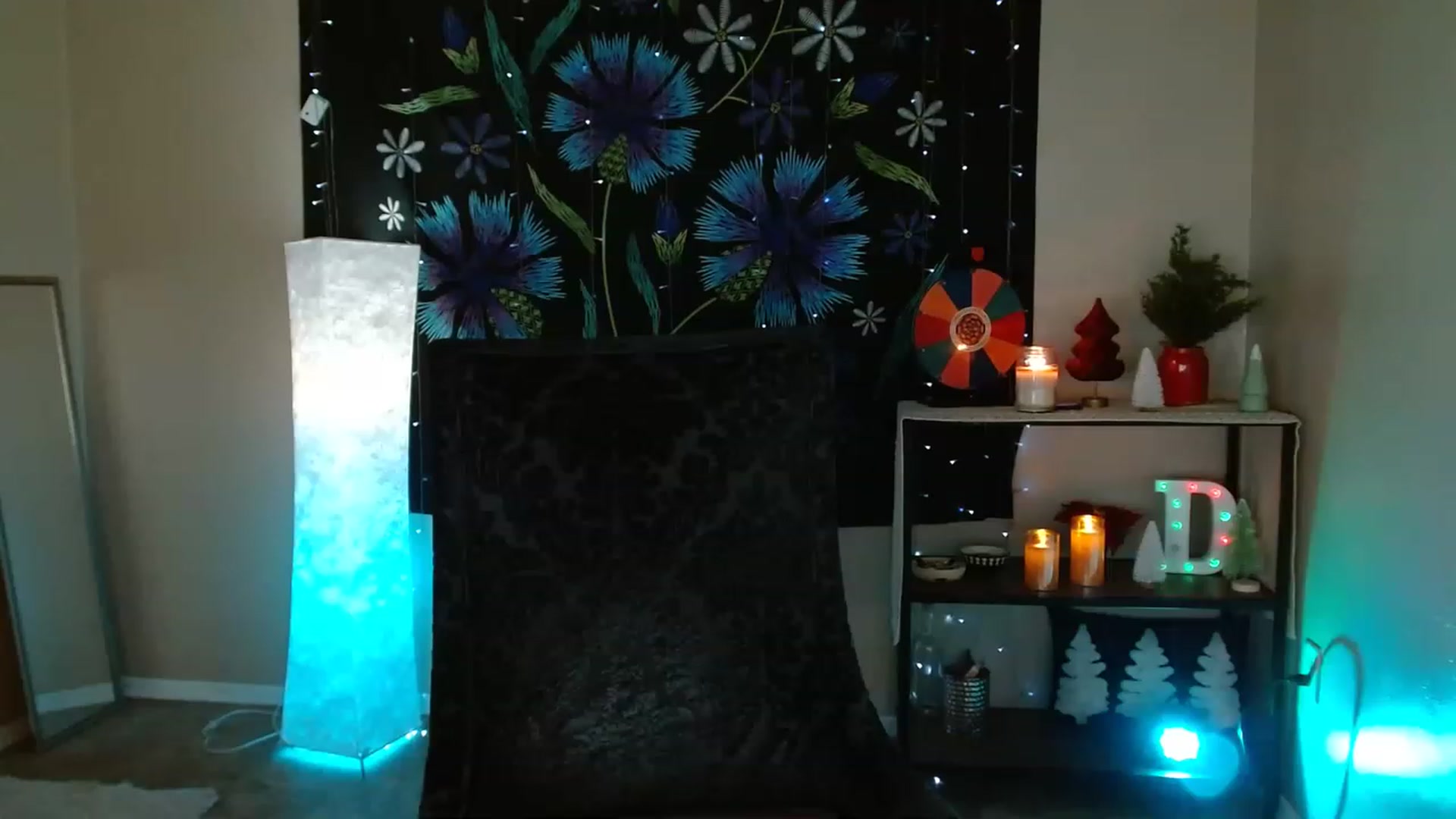 Gallery image thumbnail from DaniSpice's myfreecams stream on, 11/28/2022, 08:38 image 20 of 20