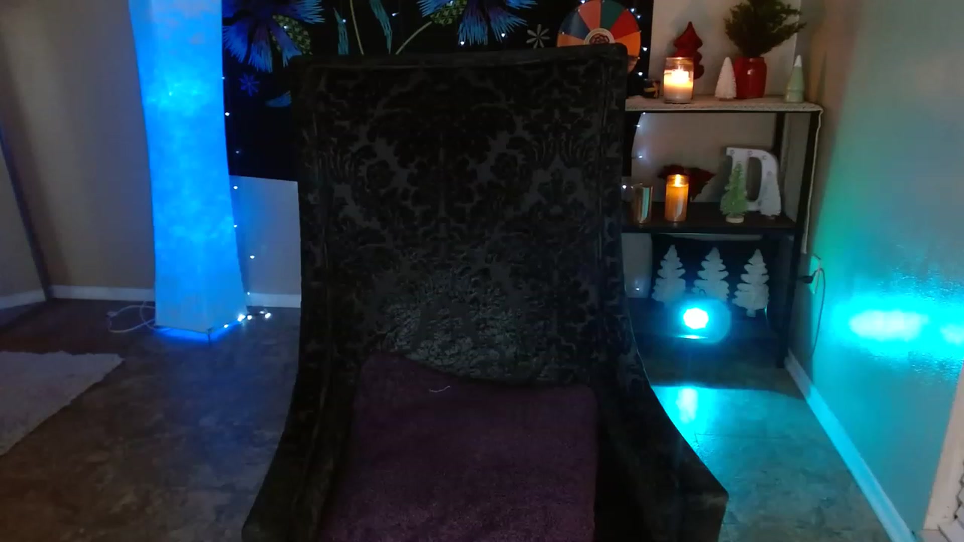 Gallery image thumbnail from DaniSpice's myfreecams stream on, 12/05/2022, 23:21 image 15 of 20