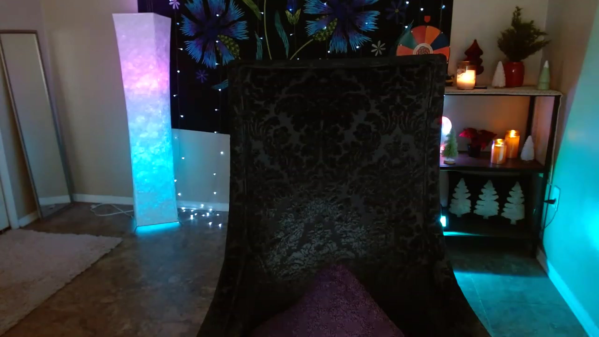 Gallery image thumbnail from DaniSpice's myfreecams stream on, 12/11/2022, 07:37 image 10 of 20