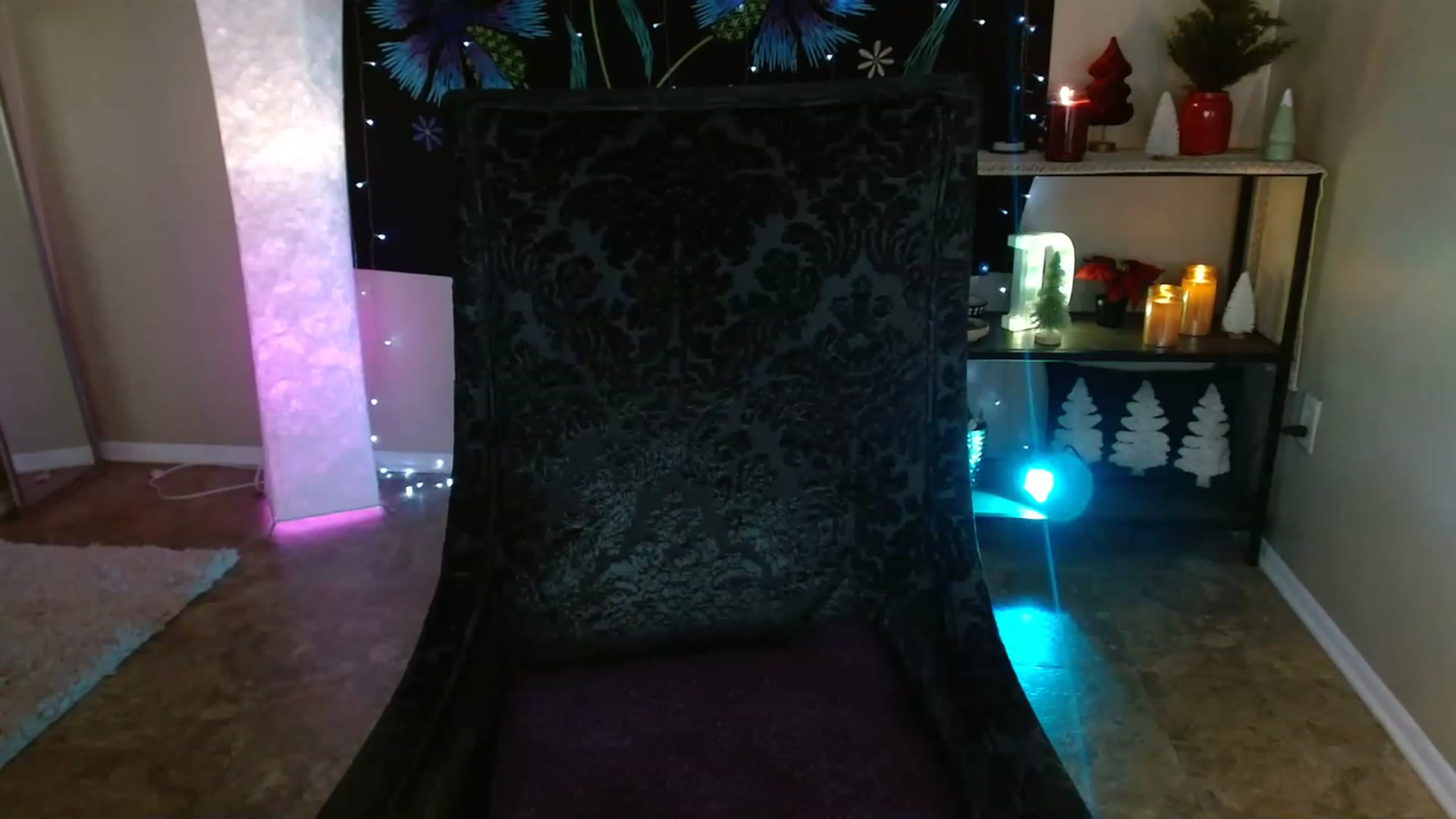 Gallery image thumbnail from DaniSpice's myfreecams stream on, 12/15/2022, 06:53 image 17 of 20
