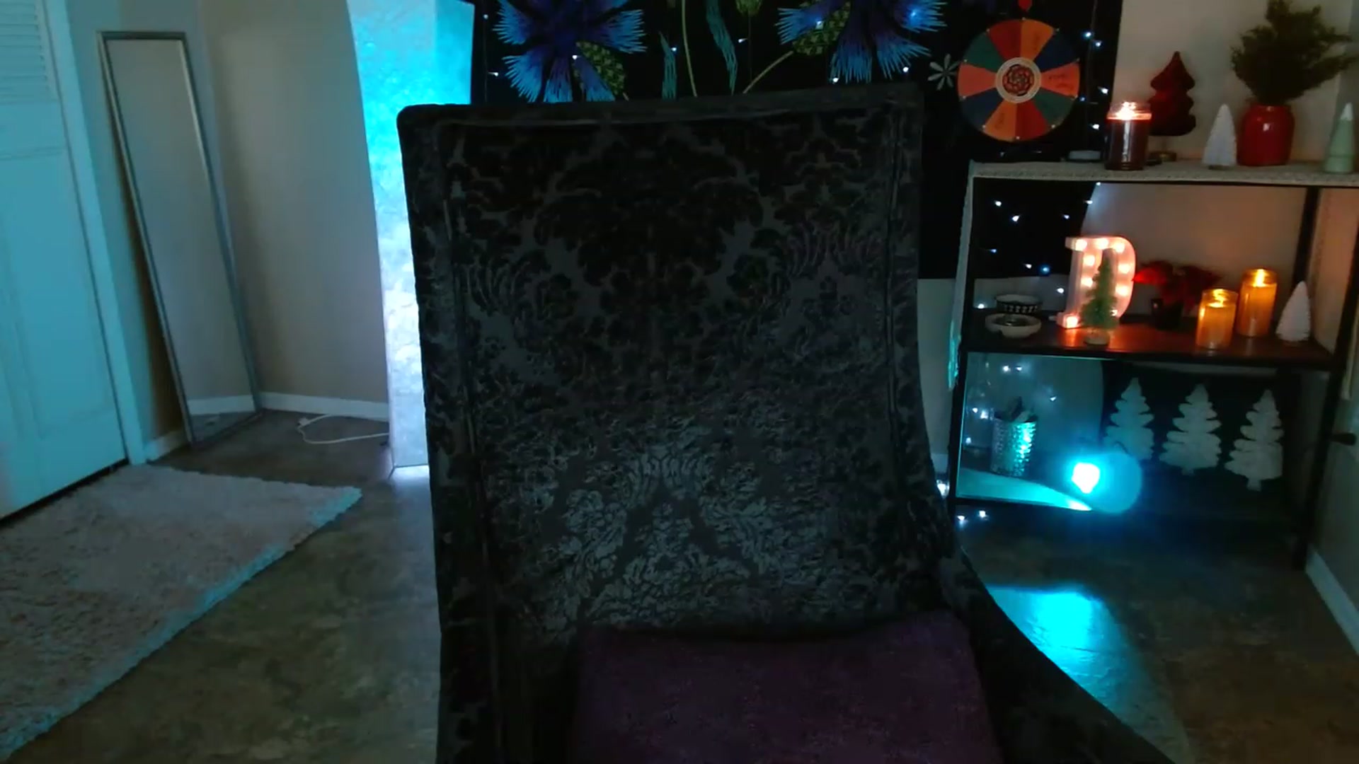 Gallery image thumbnail from DaniSpice's myfreecams stream on, 12/18/2022, 06:45 image 14 of 20