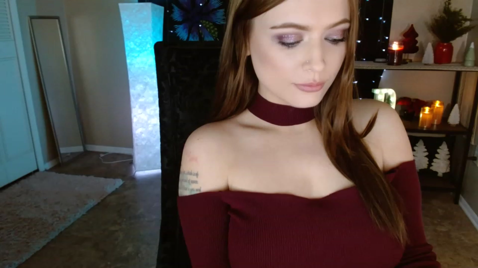 Gallery image thumbnail from DaniSpice's myfreecams stream on, 12/19/2022, 09:40 image 20 of 20