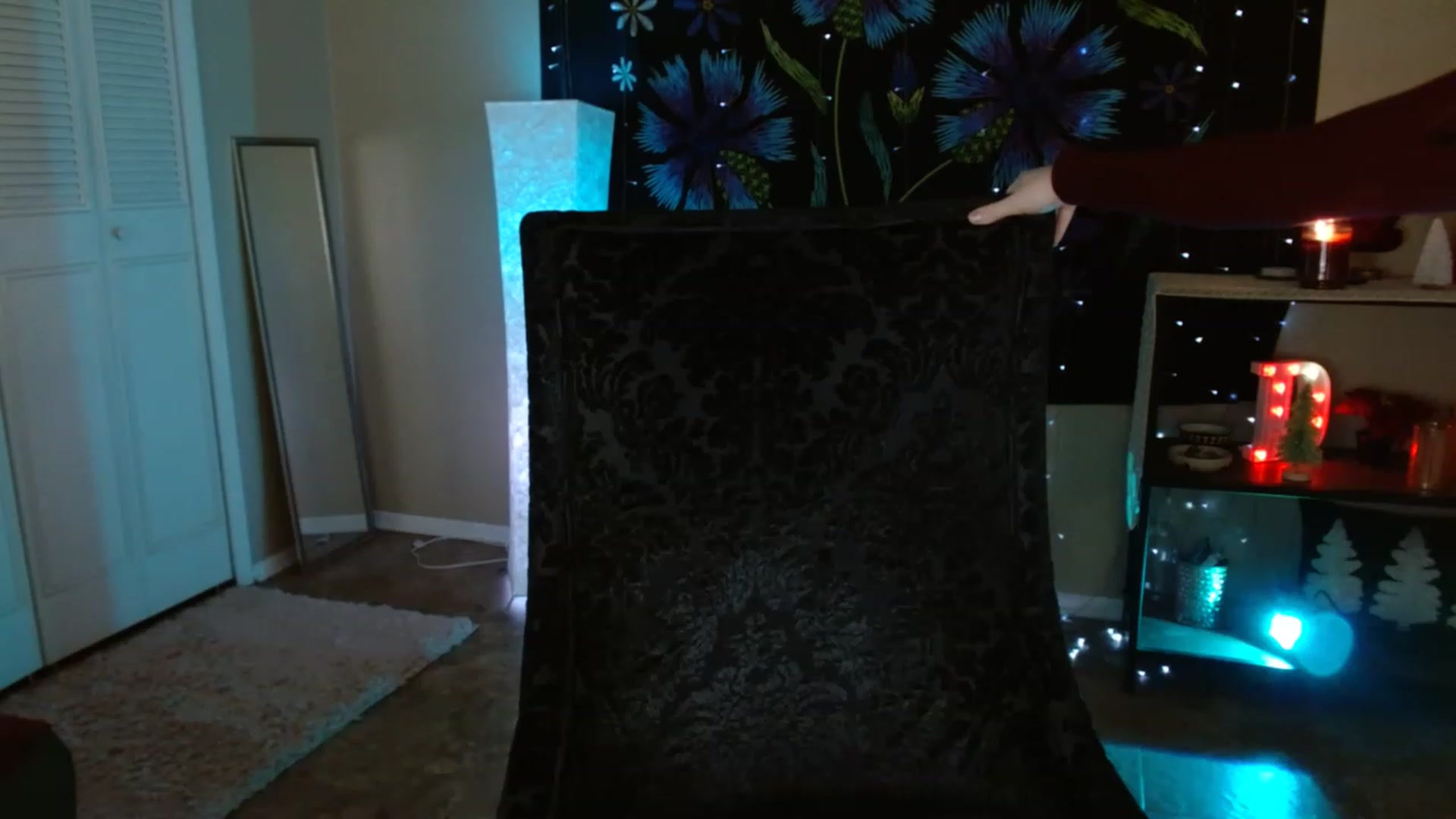 Gallery image thumbnail from DaniSpice's myfreecams stream on, 12/19/2022, 12:04 image 7 of 20