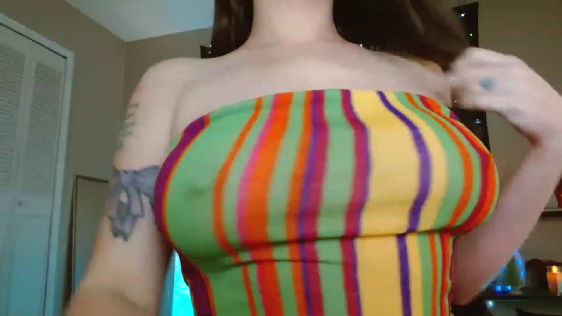 Gallery image thumbnail from DaniSpice's myfreecams stream on, 12/24/2022, 08:07 image 16 of 20