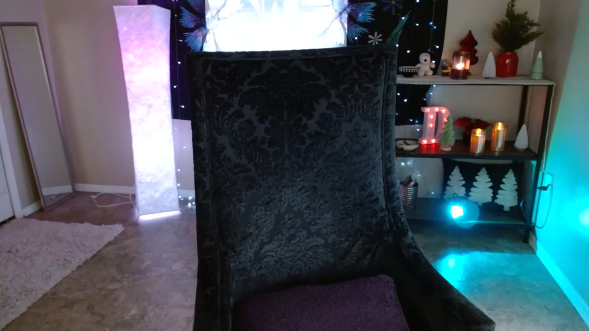 Gallery image thumbnail from DaniSpice's myfreecams stream on, 12/30/2022, 20:46 image 5 of 20