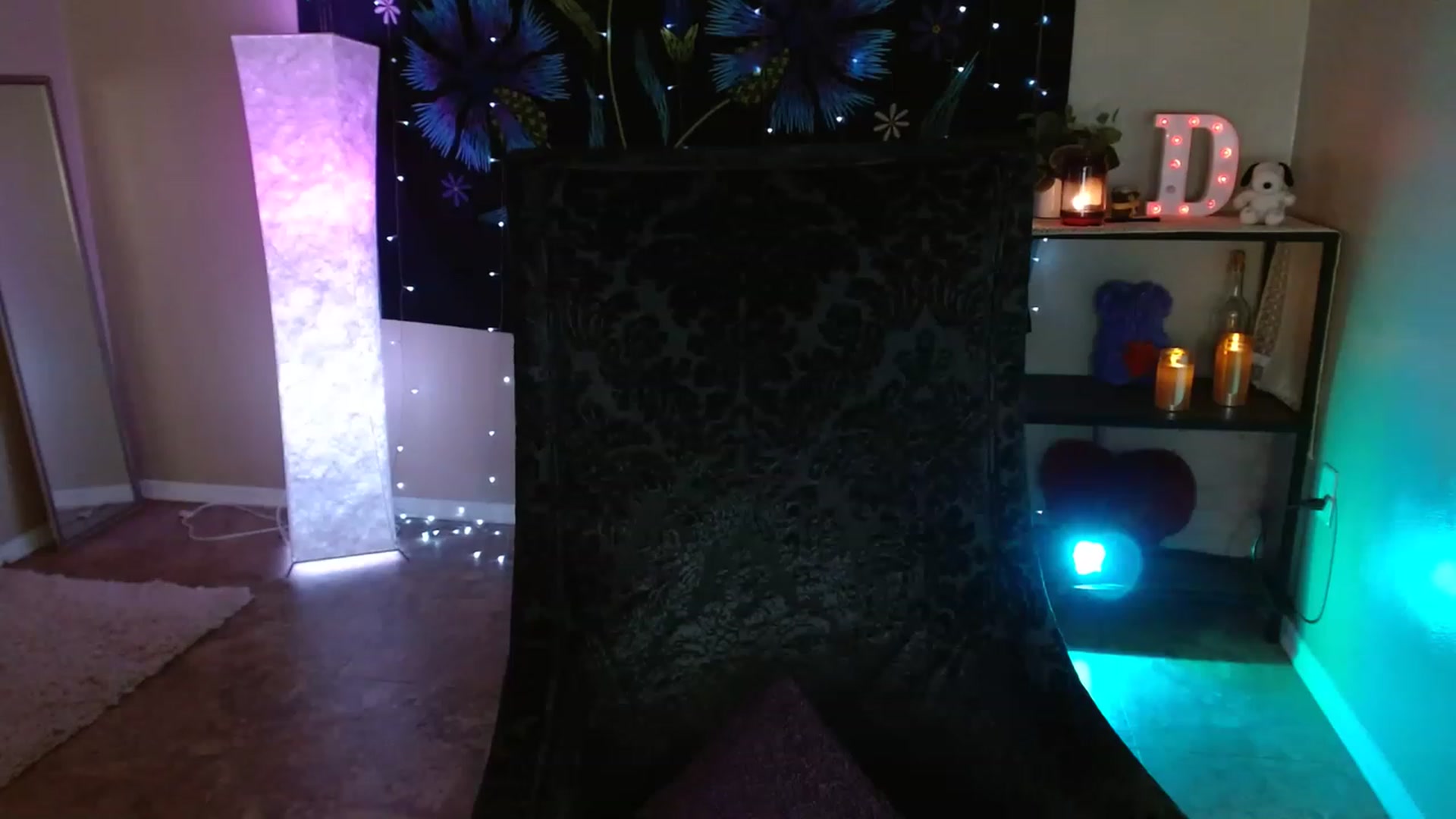 Gallery image thumbnail from DaniSpice's myfreecams stream on, 01/04/2023, 08:02 image 7 of 20