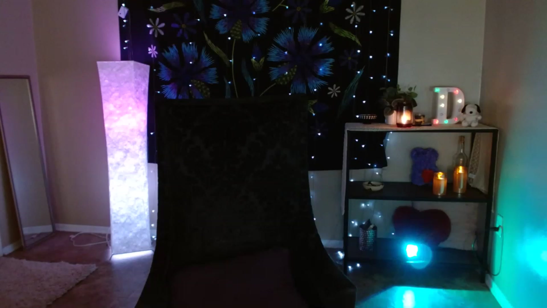 Gallery image thumbnail from DaniSpice's myfreecams stream on, 01/05/2023, 08:24 image 16 of 20