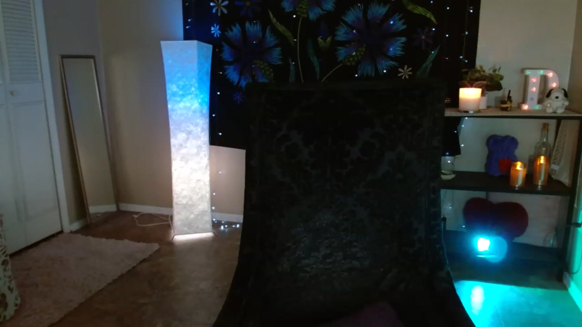 Gallery image thumbnail from DaniSpice's myfreecams stream on, 01/07/2023, 09:36 image 4 of 20