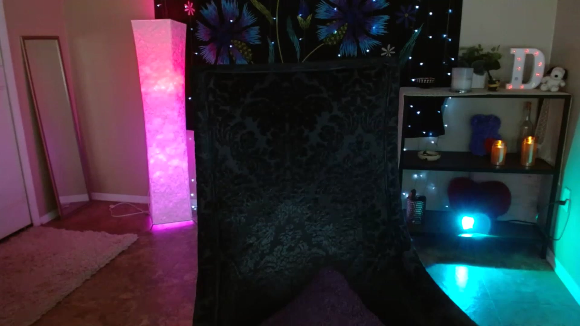 Gallery image thumbnail from DaniSpice's myfreecams stream on, 01/13/2023, 10:42 image 18 of 20