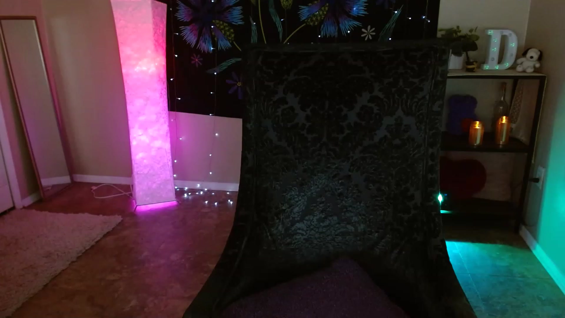 Gallery image thumbnail from DaniSpice's myfreecams stream on, 01/15/2023, 05:50 image 19 of 20