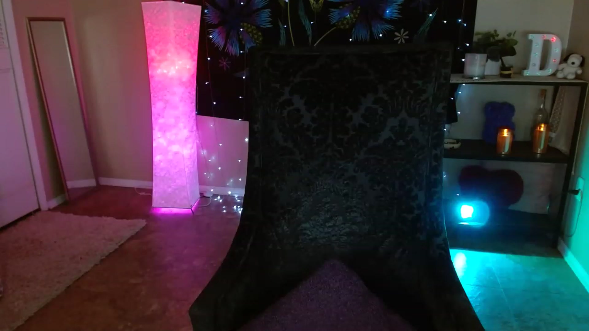 Gallery image thumbnail from DaniSpice's myfreecams stream on, 01/16/2023, 06:45 image 5 of 20