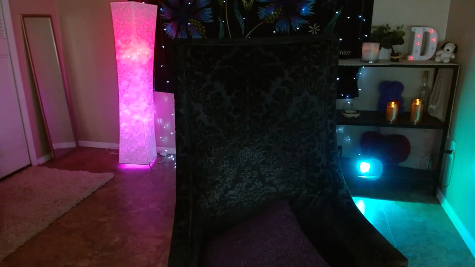 Gallery image thumbnail from DaniSpice's myfreecams stream on, 01/16/2023, 11:08 image 16 of 20
