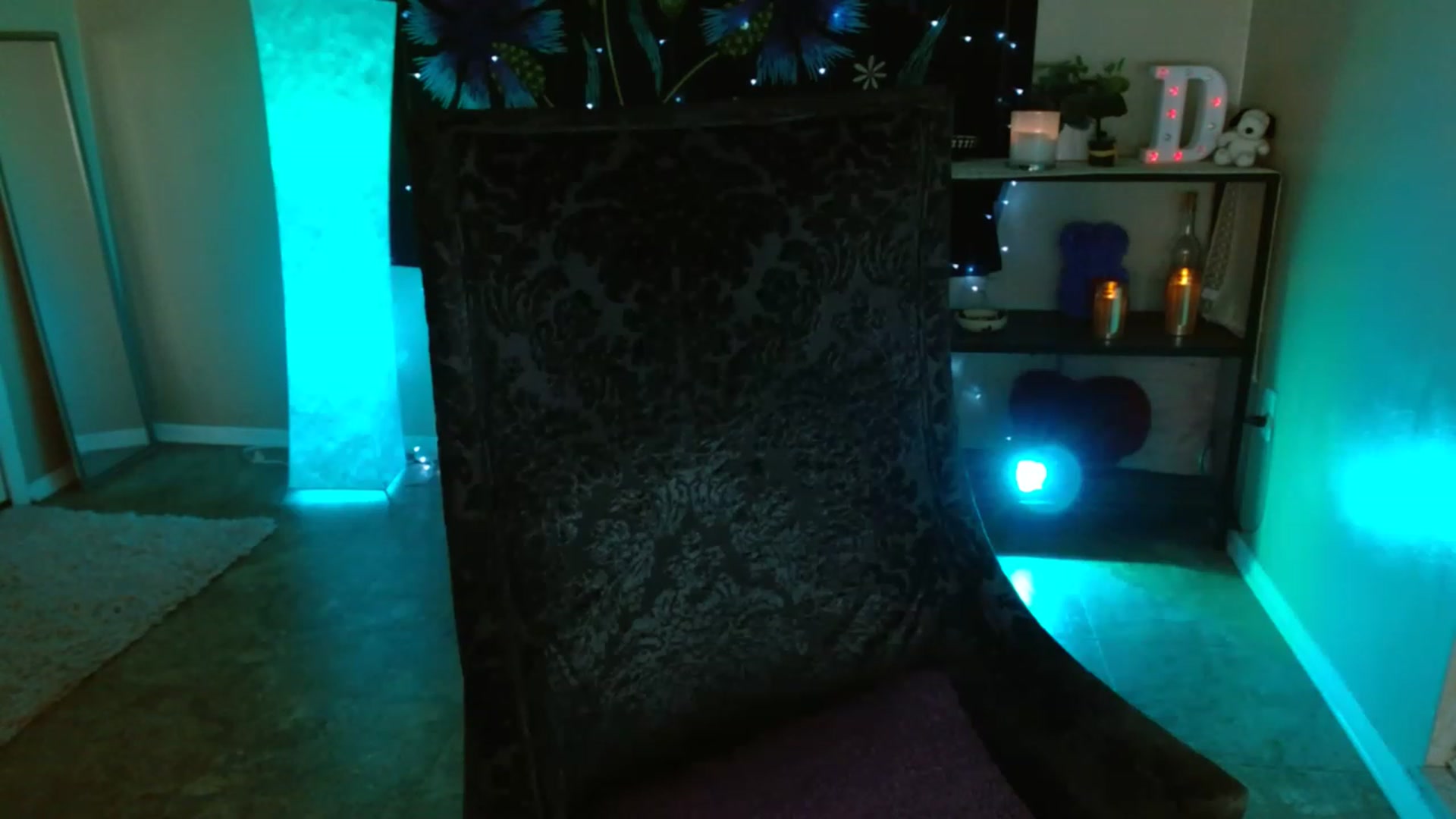 Gallery image thumbnail from DaniSpice's myfreecams stream on, 01/18/2023, 08:47 image 8 of 20