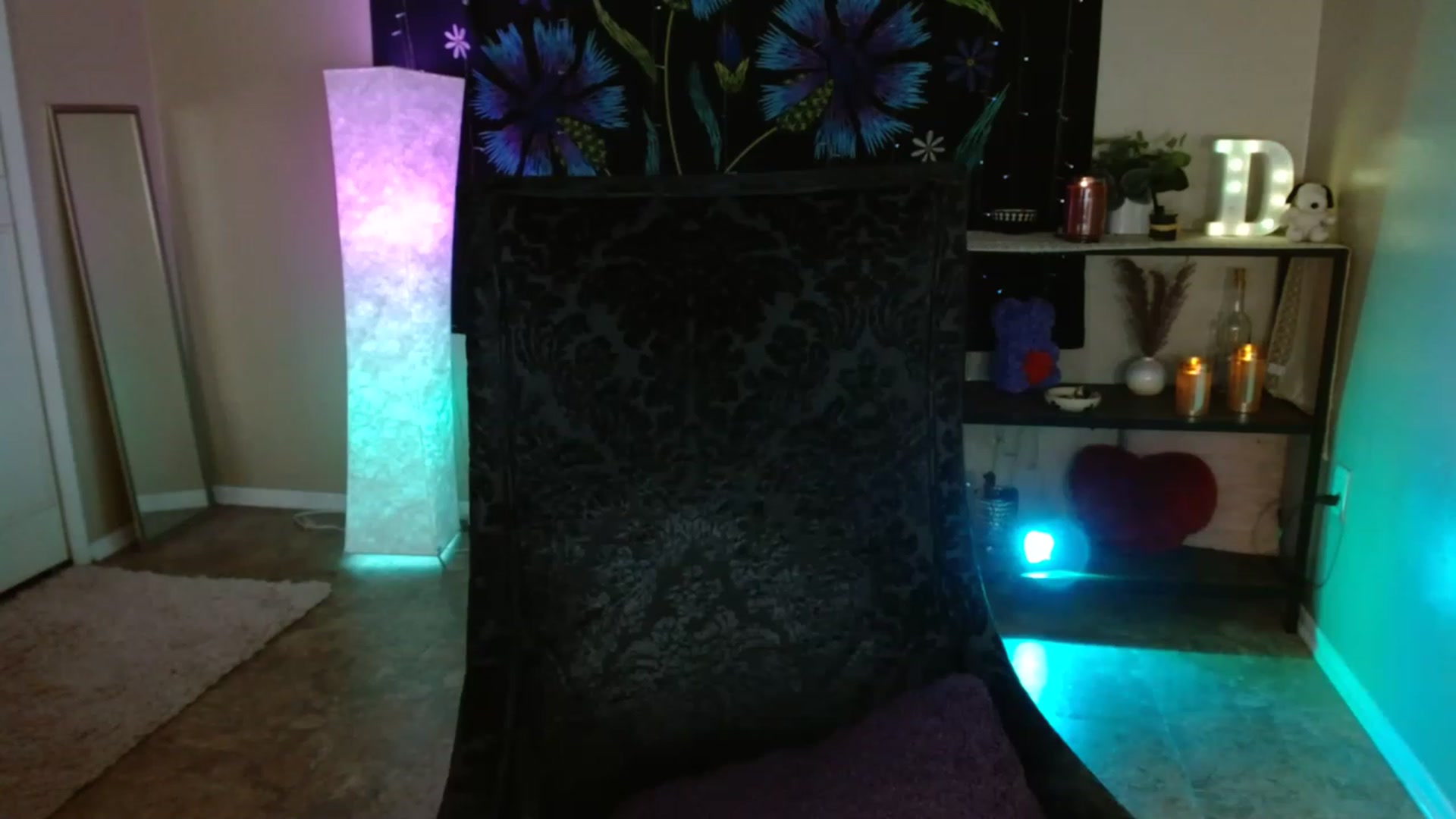 Gallery image thumbnail from DaniSpice's myfreecams stream on, 01/21/2023, 07:15 image 10 of 20
