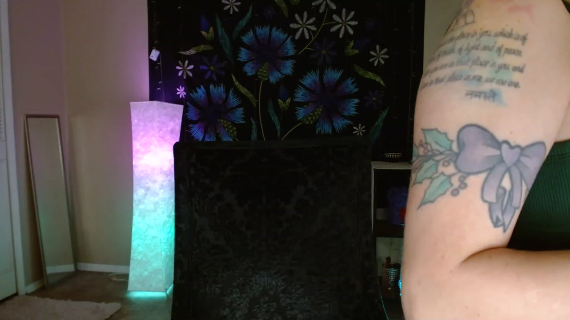 Gallery image thumbnail from DaniSpice's myfreecams stream on, 01/21/2023, 07:15 image 16 of 20